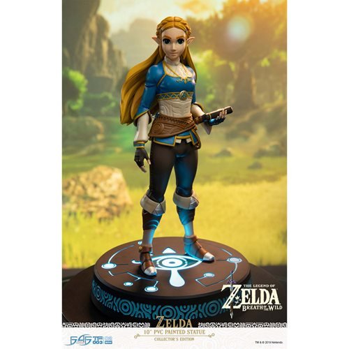 The Legend of Zelda: Breath of the Wild Link Statue