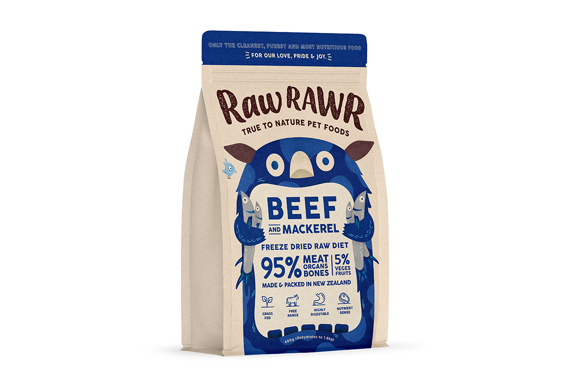 Beef & Mackerel Freeze Dried Raw Diet   - Available in 100g and 400g bags   Suitable for dogs with low activity levelsMackerel is rich in Omega-3 and is great for dogs with dull fur and dry skin  Learn more