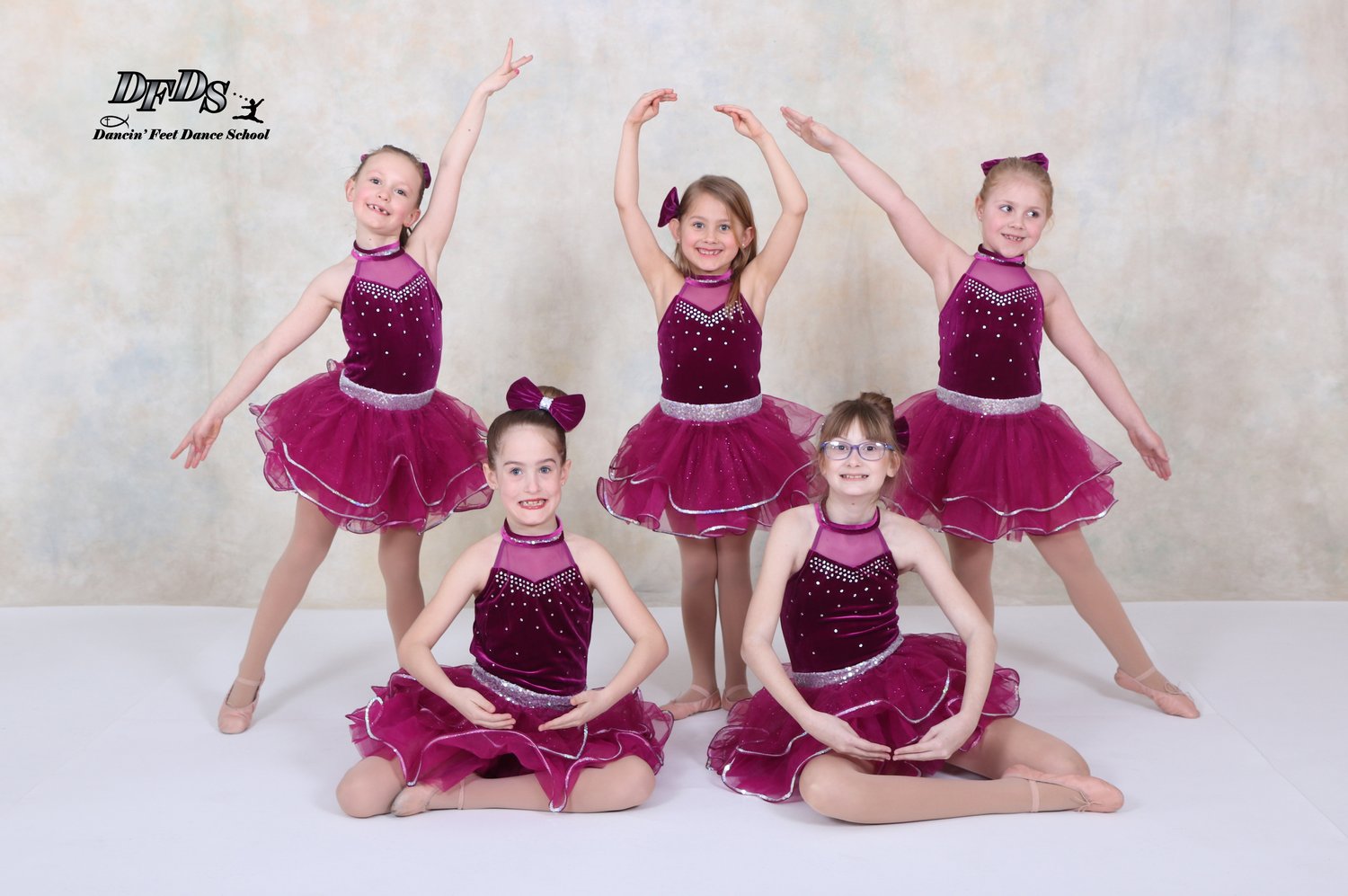 Dancin&#39; Feet Dance School
