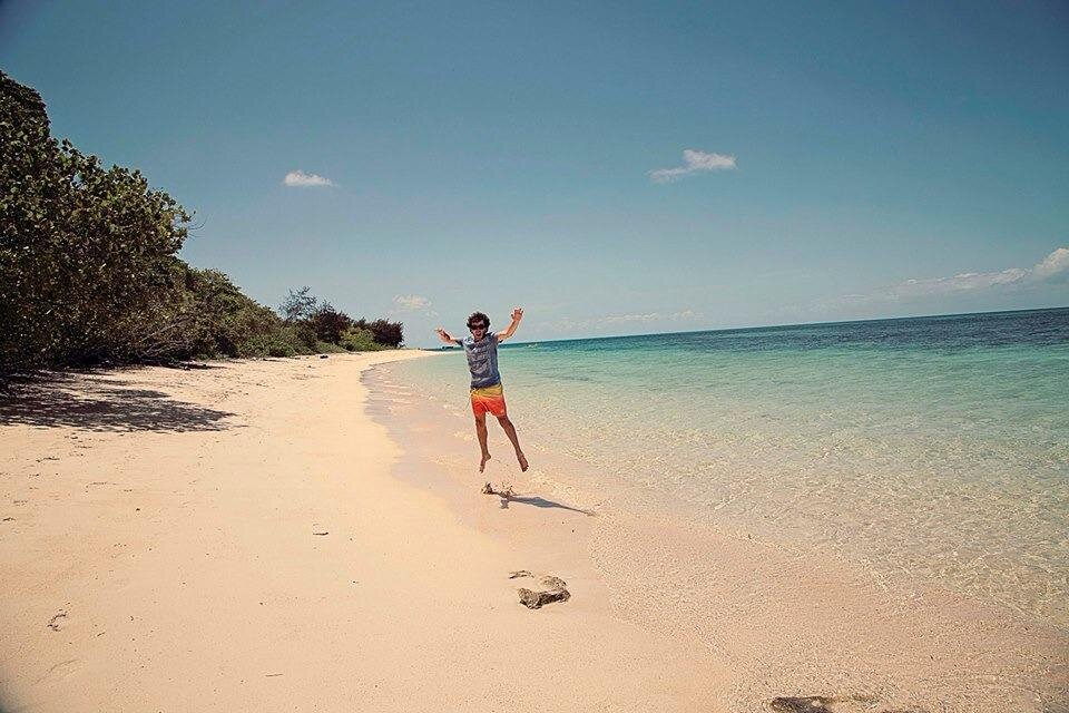 beach in cairns