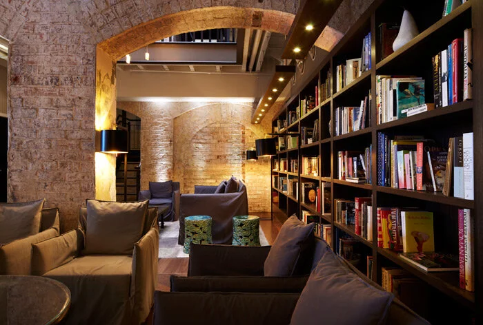 lobby-library