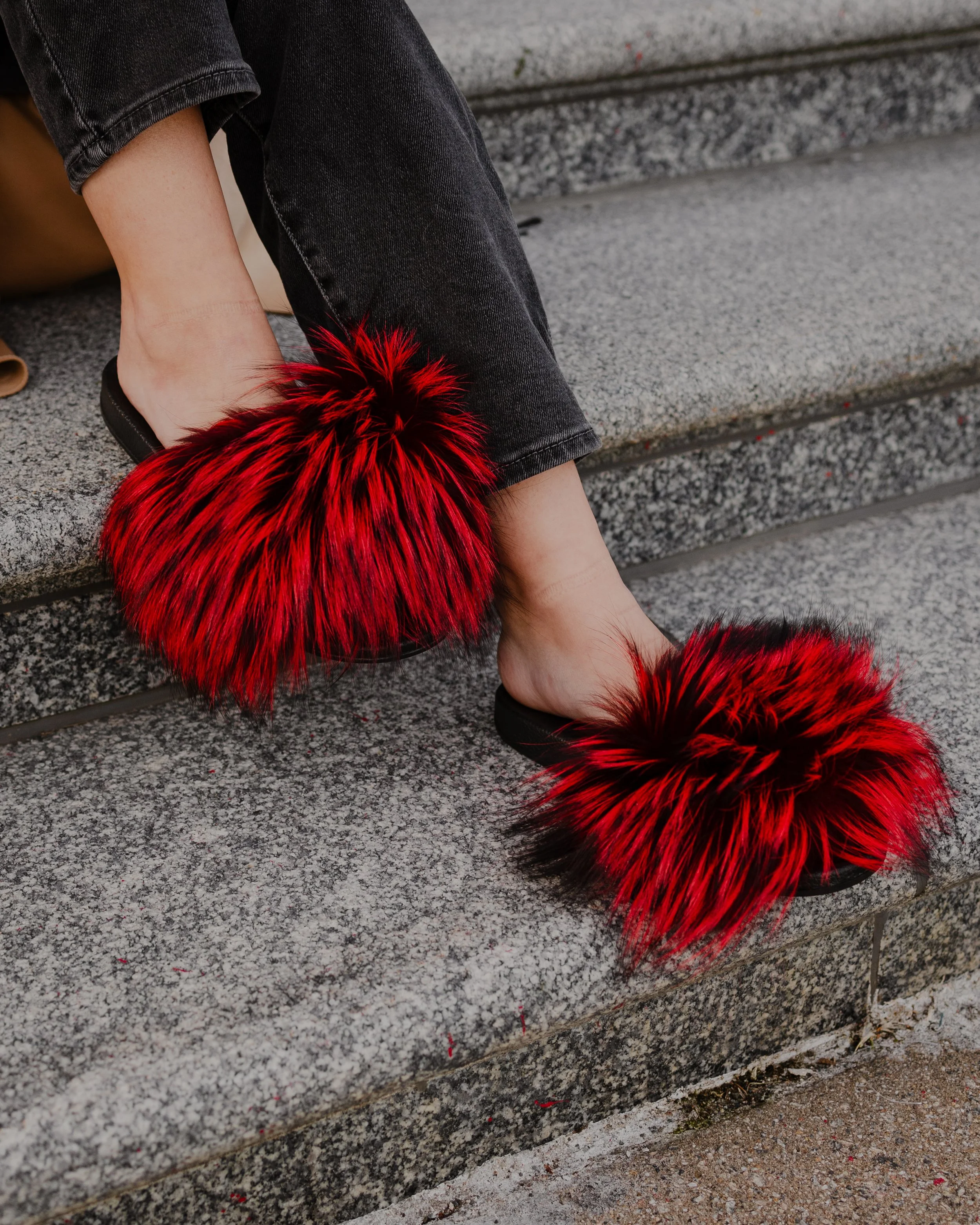 Pom pom hotsell sliders