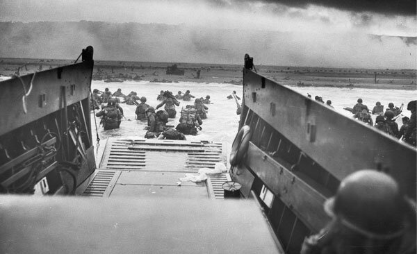Omaha Beach Invasion - The Dead History