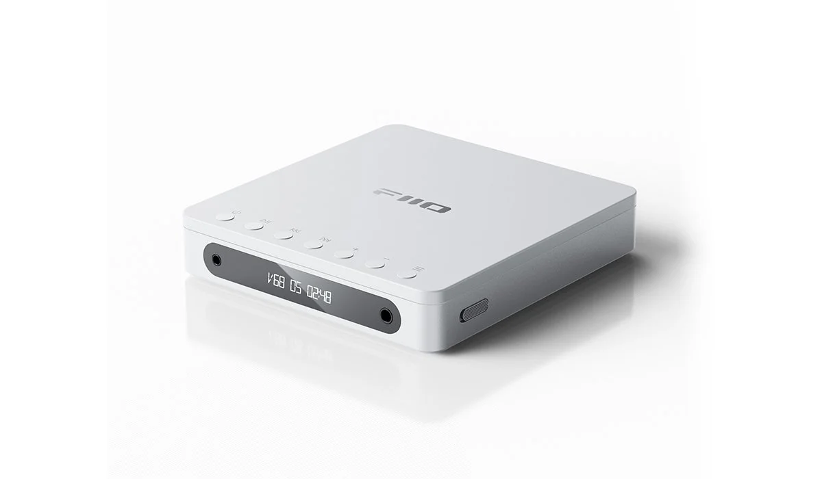 FiiO DM13 Portable Stereo CD Player — Earphone & Headphone