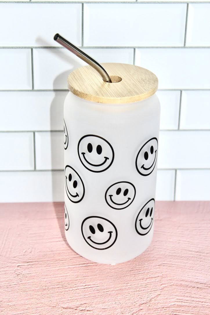 Personalized Outlined Smiley Face, Glass Beer Can with Bamboo Lid and –  www.