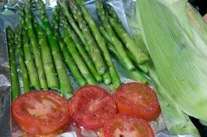 Grilled asparagus and tomatoes Grilled asparagus and tomatoes