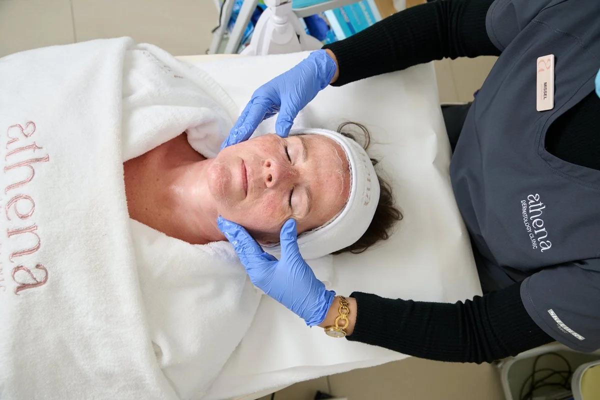Huderma Signature Facial