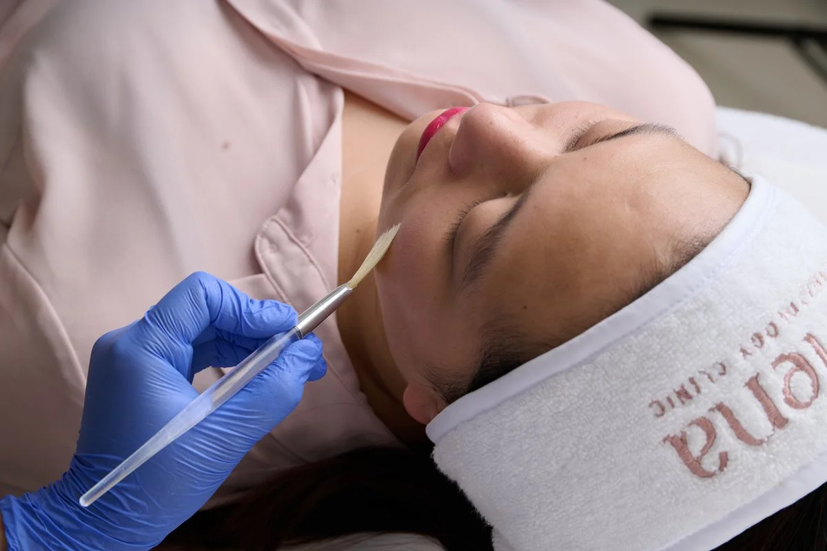 Huderma Revive Facial