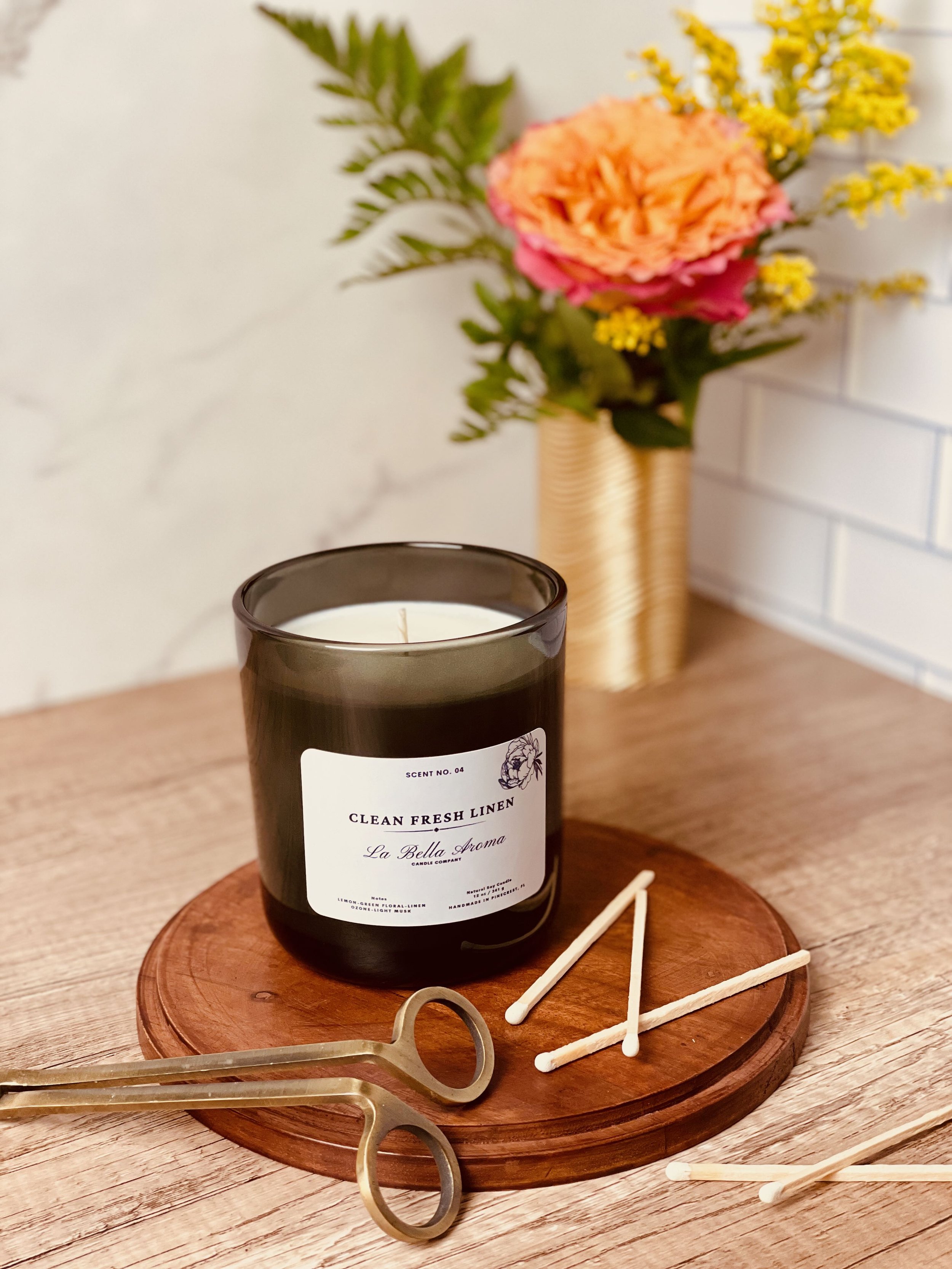 Fresh Linen 12 Oz Jar Natural Soy Wax Candle 