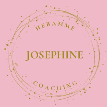 Hebamme und Coach Josephine Booß