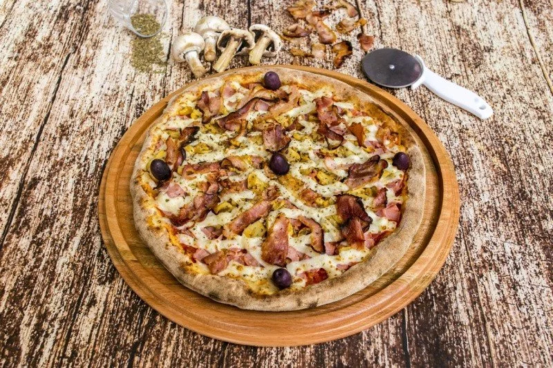 Pizza Americana