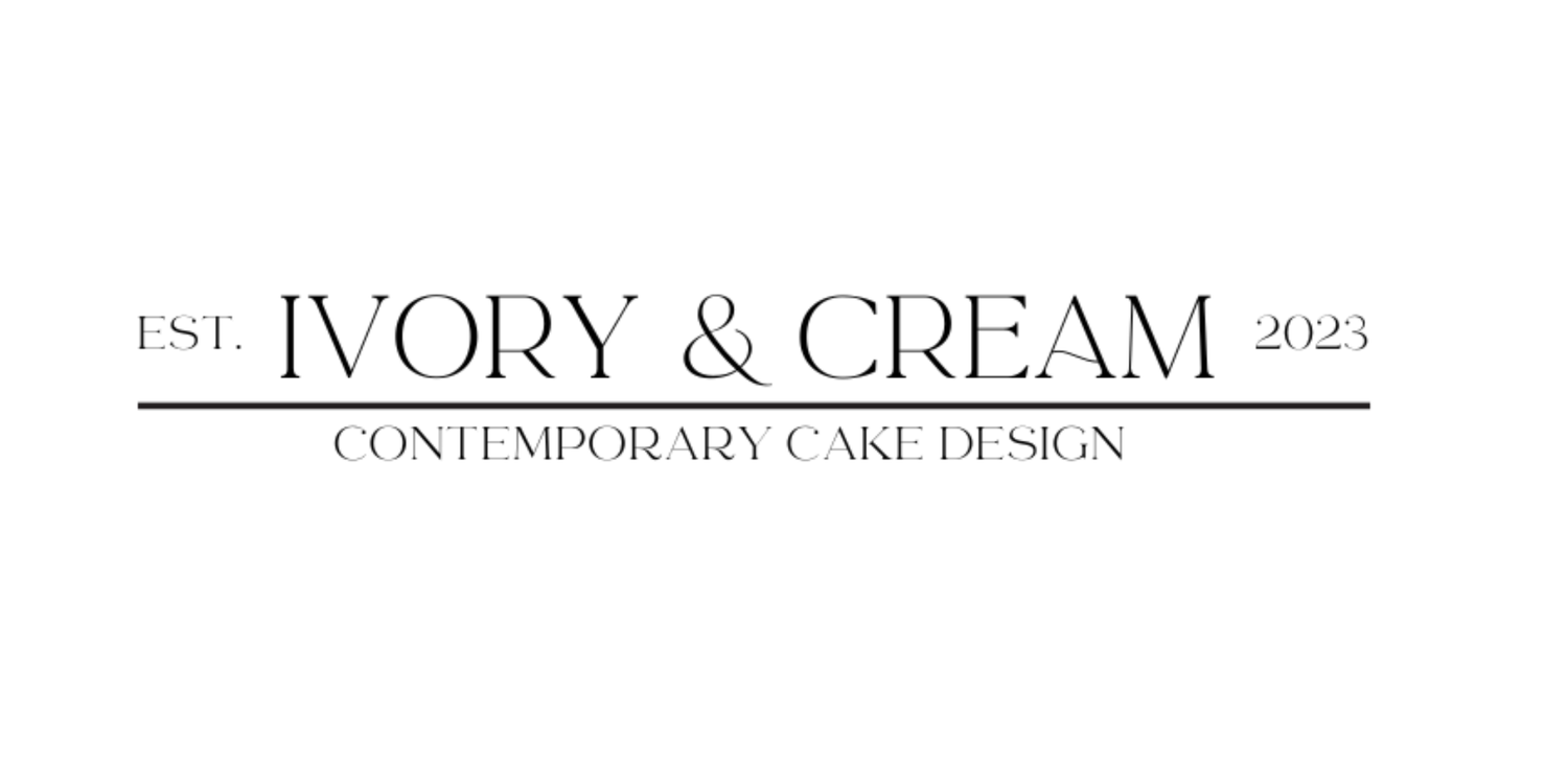 Ivory &amp; Cream Contemporary Cake Design