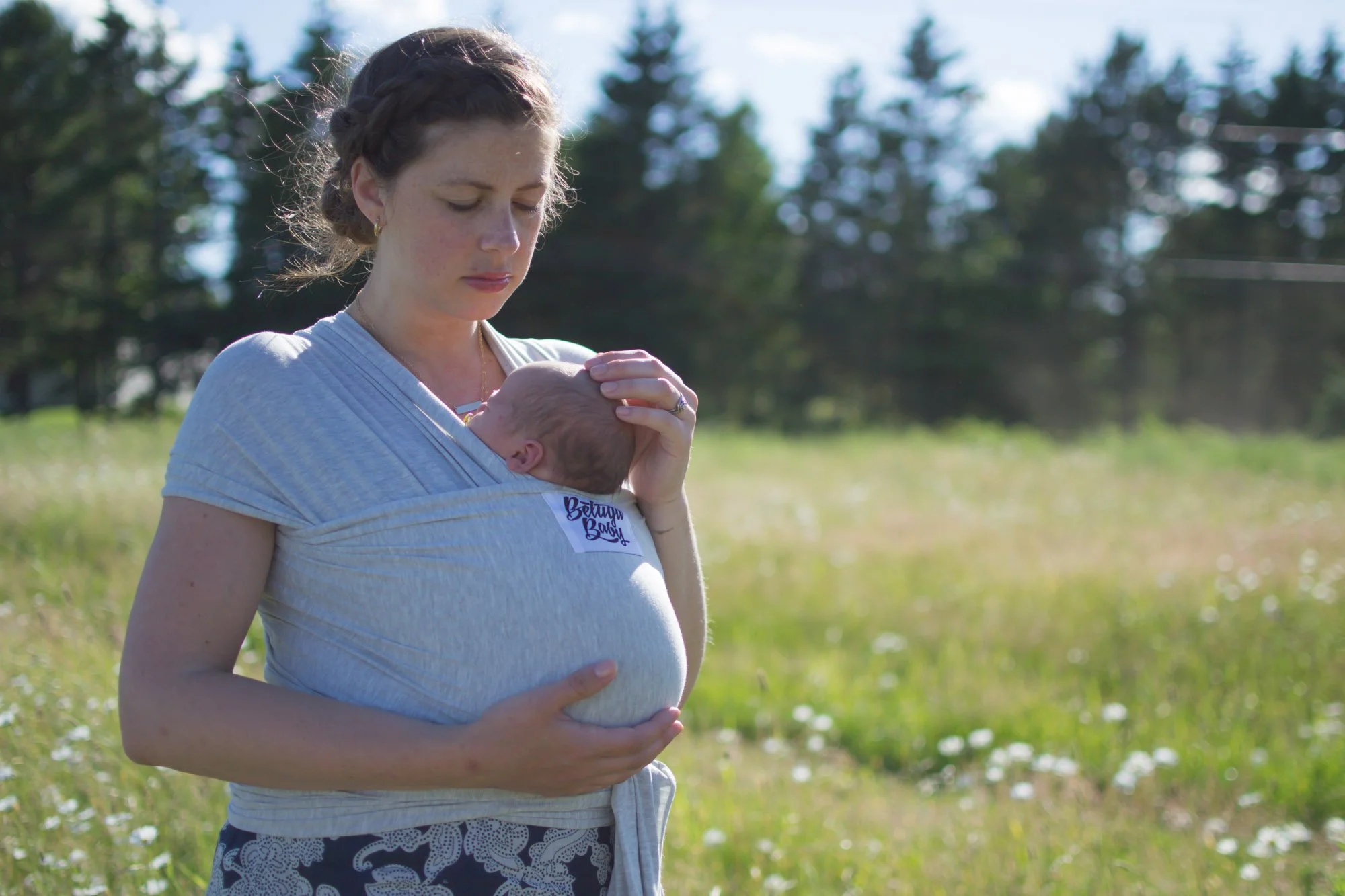 Wild Rosebuds on Babywearing with the Beluga Baby Wrap