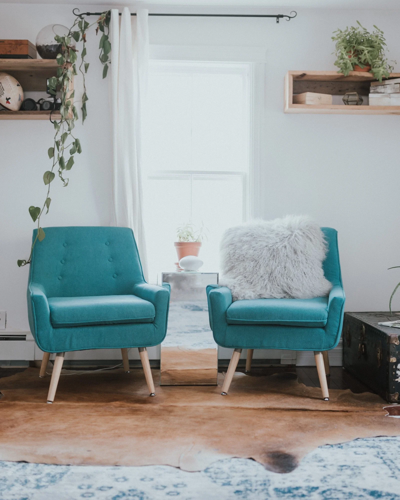 The Wild Decoelis | Master Bedroom Update | reading nook