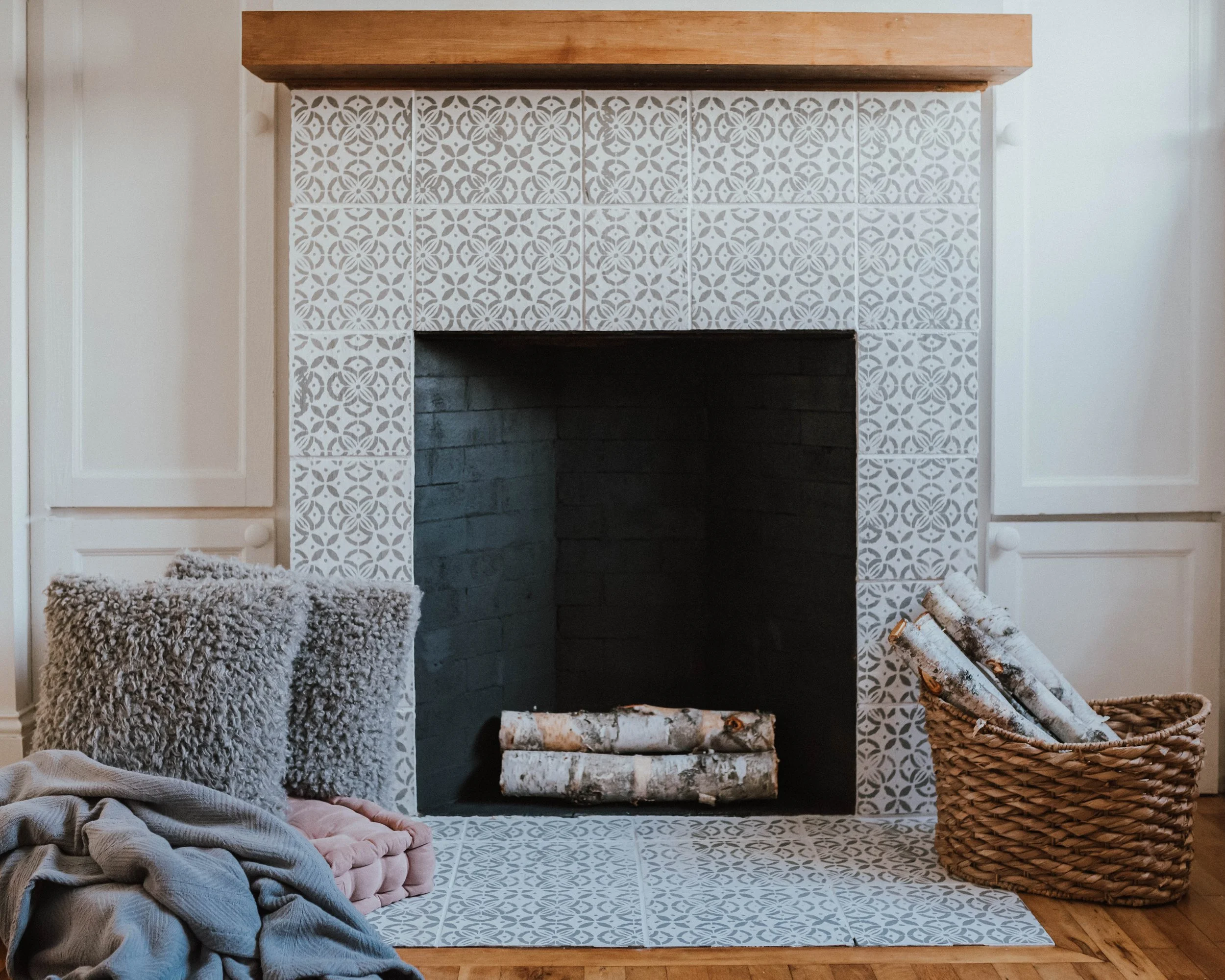 My $100 Fireplace Makeover with Behr Paint | The Wild Decoelis 