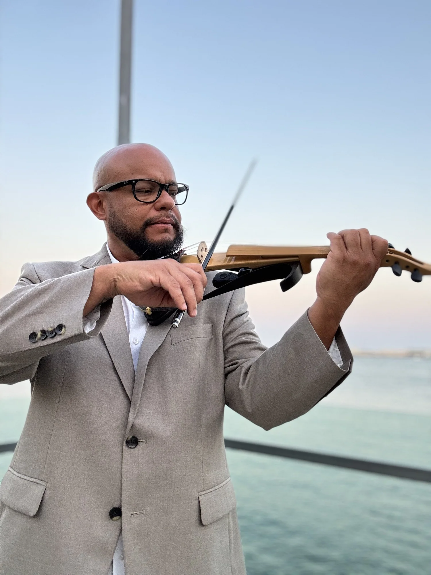 josuegascotviolins.com