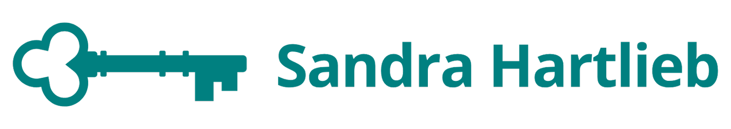 Sandra Hartlieb Bible Drama Storyteller | Keynote Speaker | Devotional Author