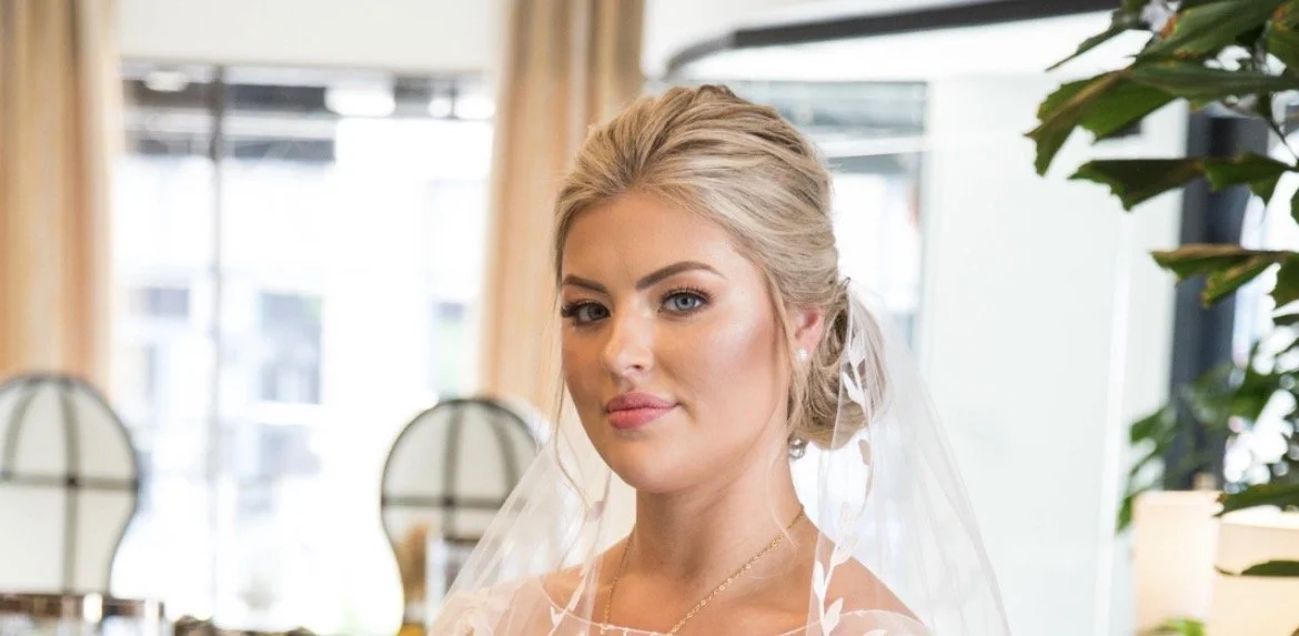 SMITTIN LLC - Mobile Hair & Makeup - Chicagoland