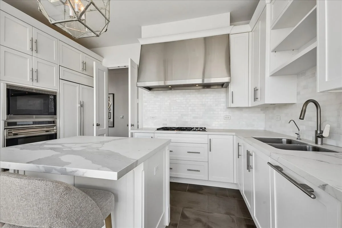 Suite 3703 — Ensuite Bathroom