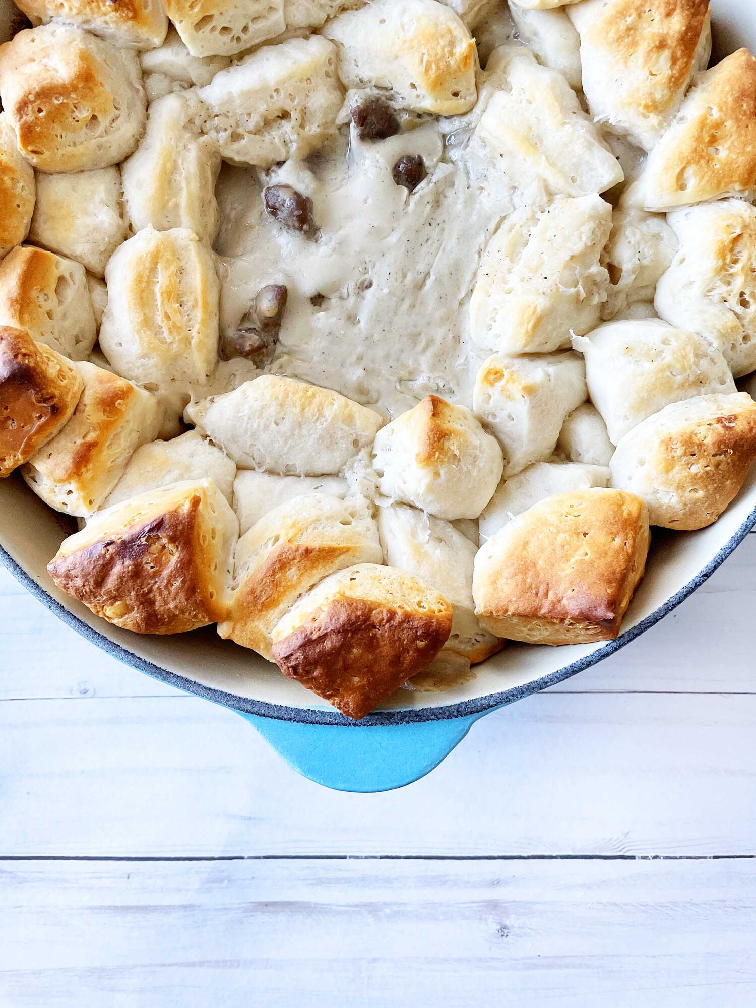 Biscuits & Gravy Ring