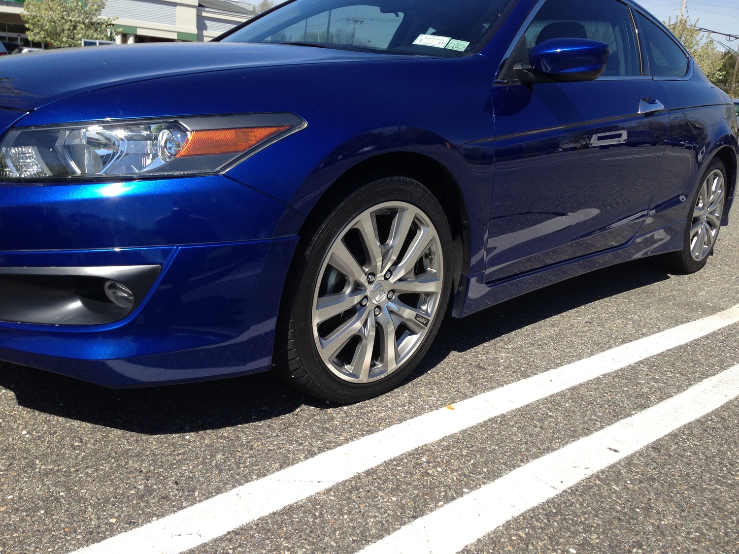 the 8th generation (2008-2012) Honda Accord Coupe EX-L with HFP aero-kit lo...