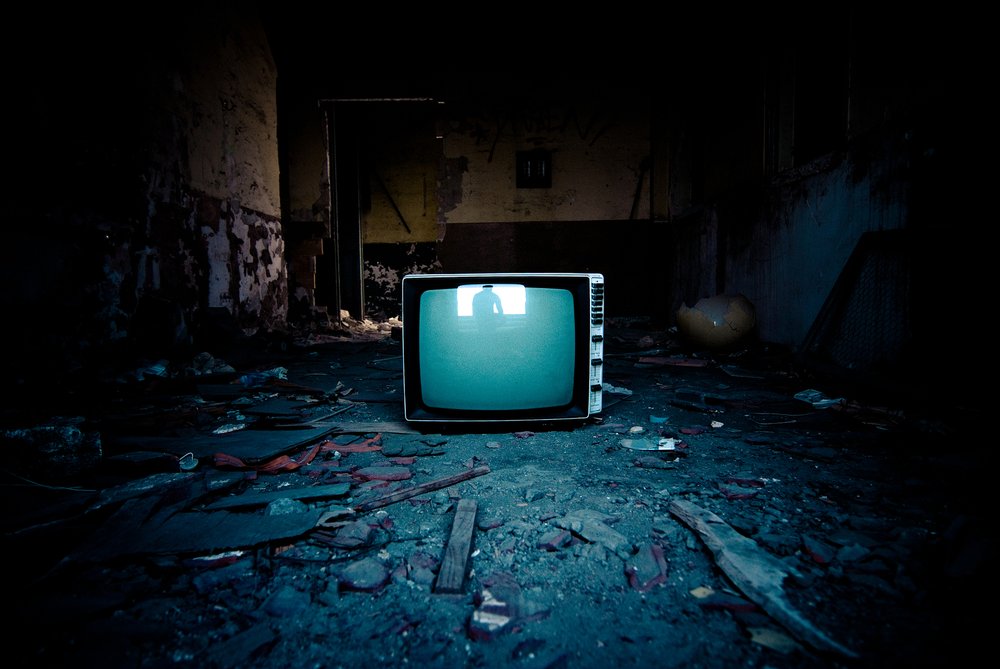 Исполнитель: князев игорь. Озвучка сергей смирнов озвучка. Черный диктор. Сергей смирнов озвучка сюмбюля. Наушники с микрофоном.