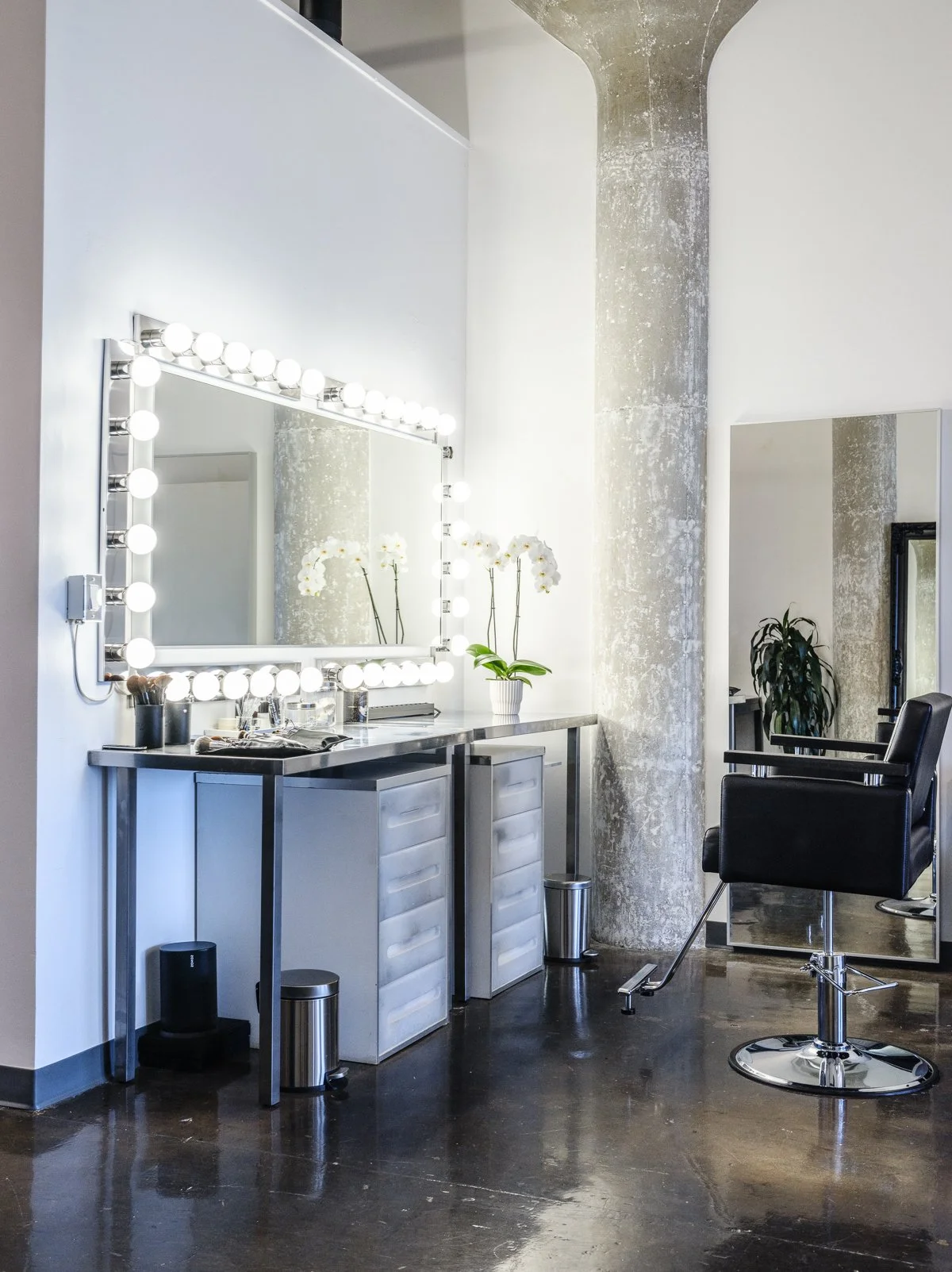 Studio makeup and preparation area for Los Angeles headshot sessions