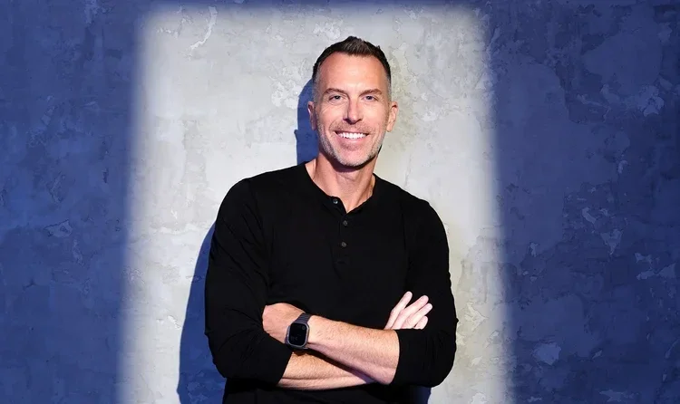 Bradford Rogne, Los Angeles headshot photographer and makeup artist