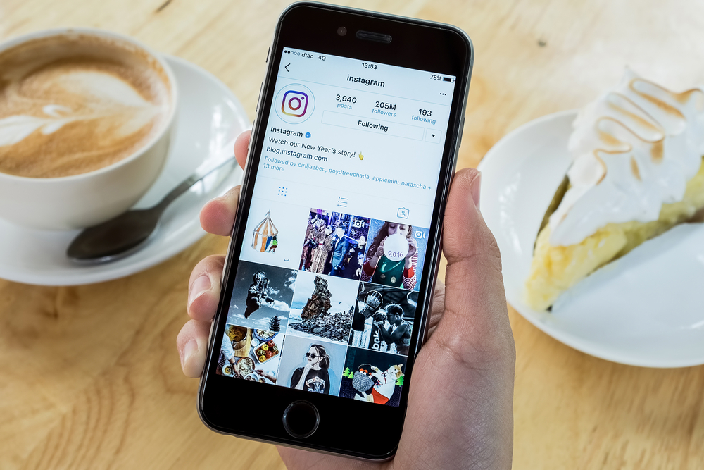 3 Ways Restaurants Can Use Instagram Live Streaming - Foodab