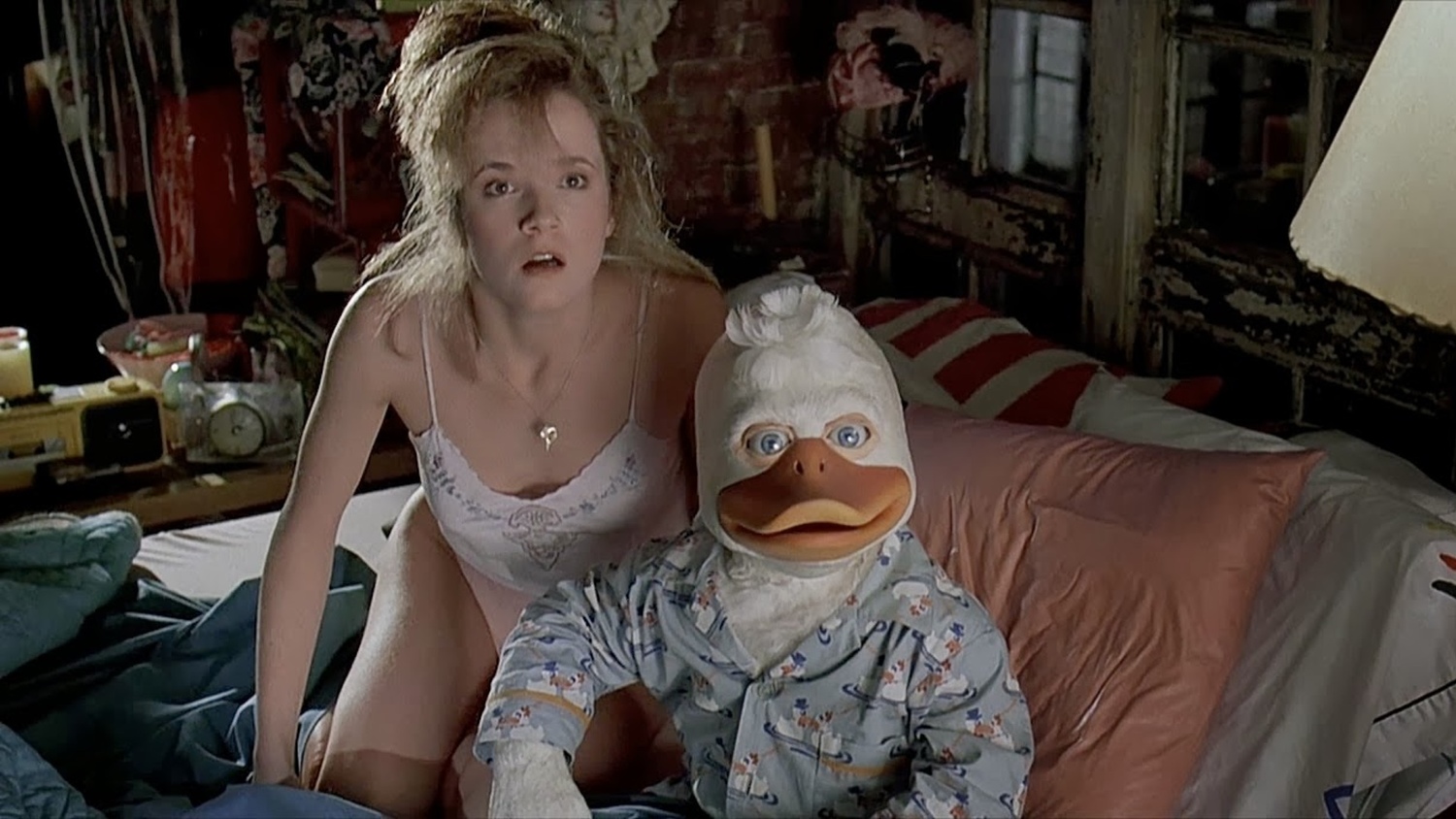Lea Thompson Reunites with HOWARD THE DUCK in New Comic - Ge