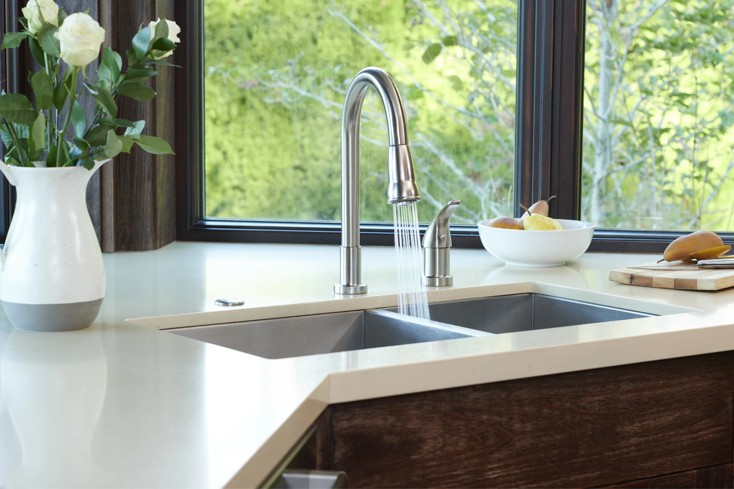 Pacific Bay Grandview pull-down kitchen faucet