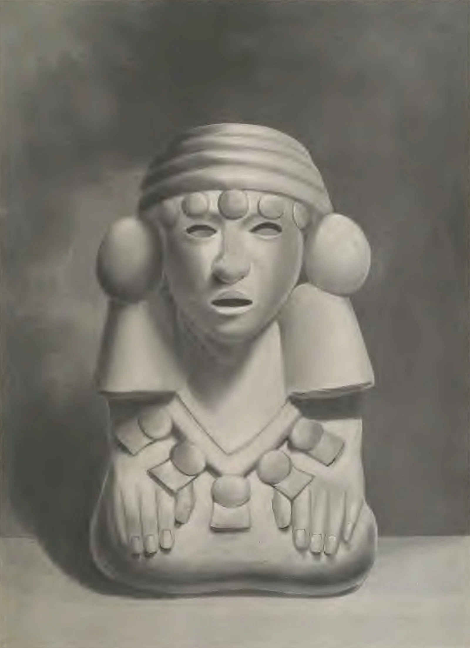 Litografía de 1831: una figura femenina de piedra, arrodillada, vista de frente, con una cinta en la frente de la que cuelgan dos borlas a los lados de la cara, un manto triangular con flecos y las manos sobre las rodillas