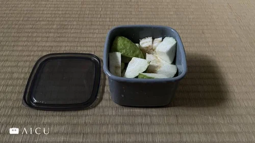 琺瑯保存容器裝蔬菜
