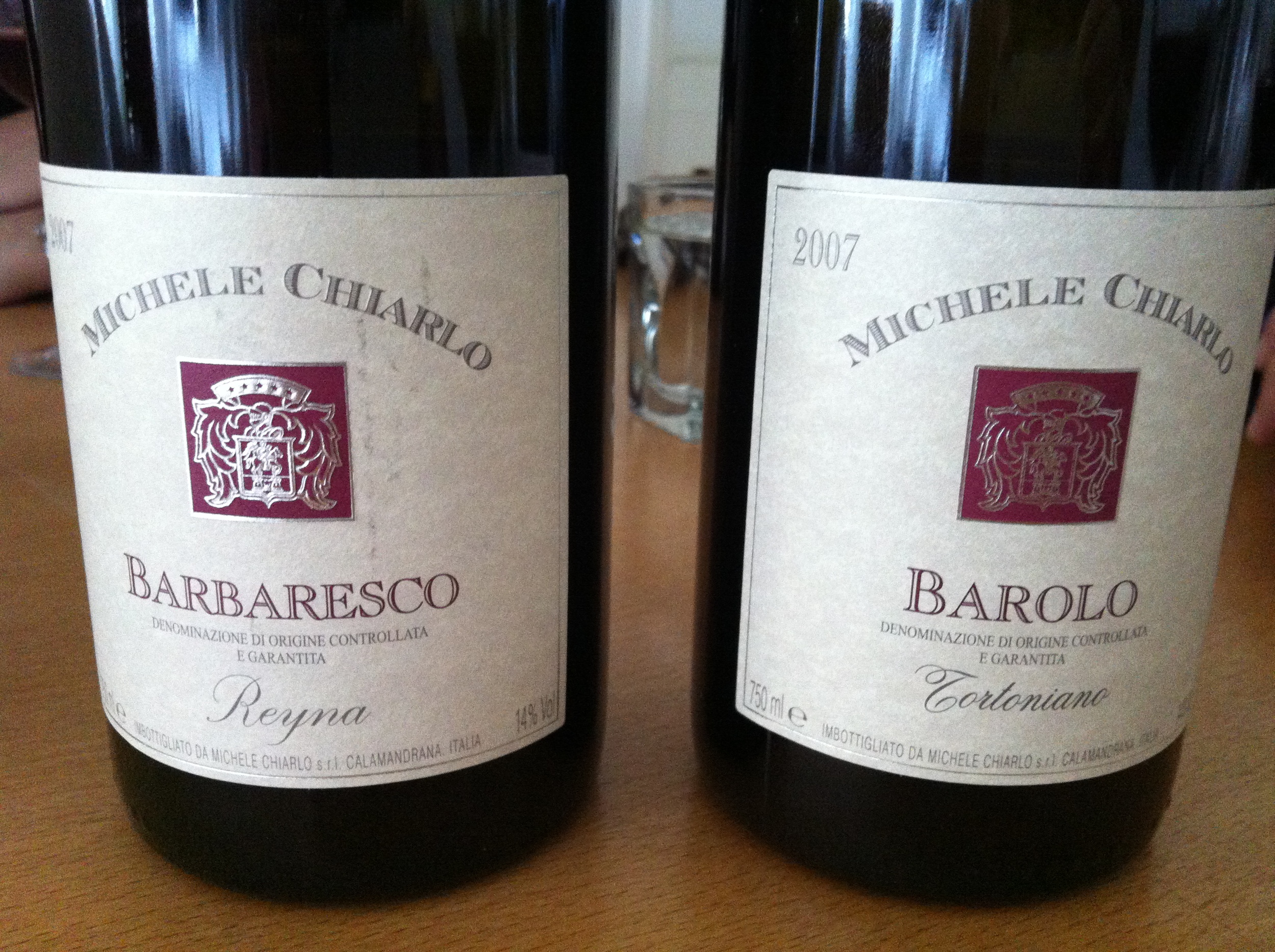 Виноградное вино сканворд. Пьемонт Бароло и Барбареско. Пьемонт Бароло вино. Вино Барбареско Италия. Вина Бароло и Барбареско.