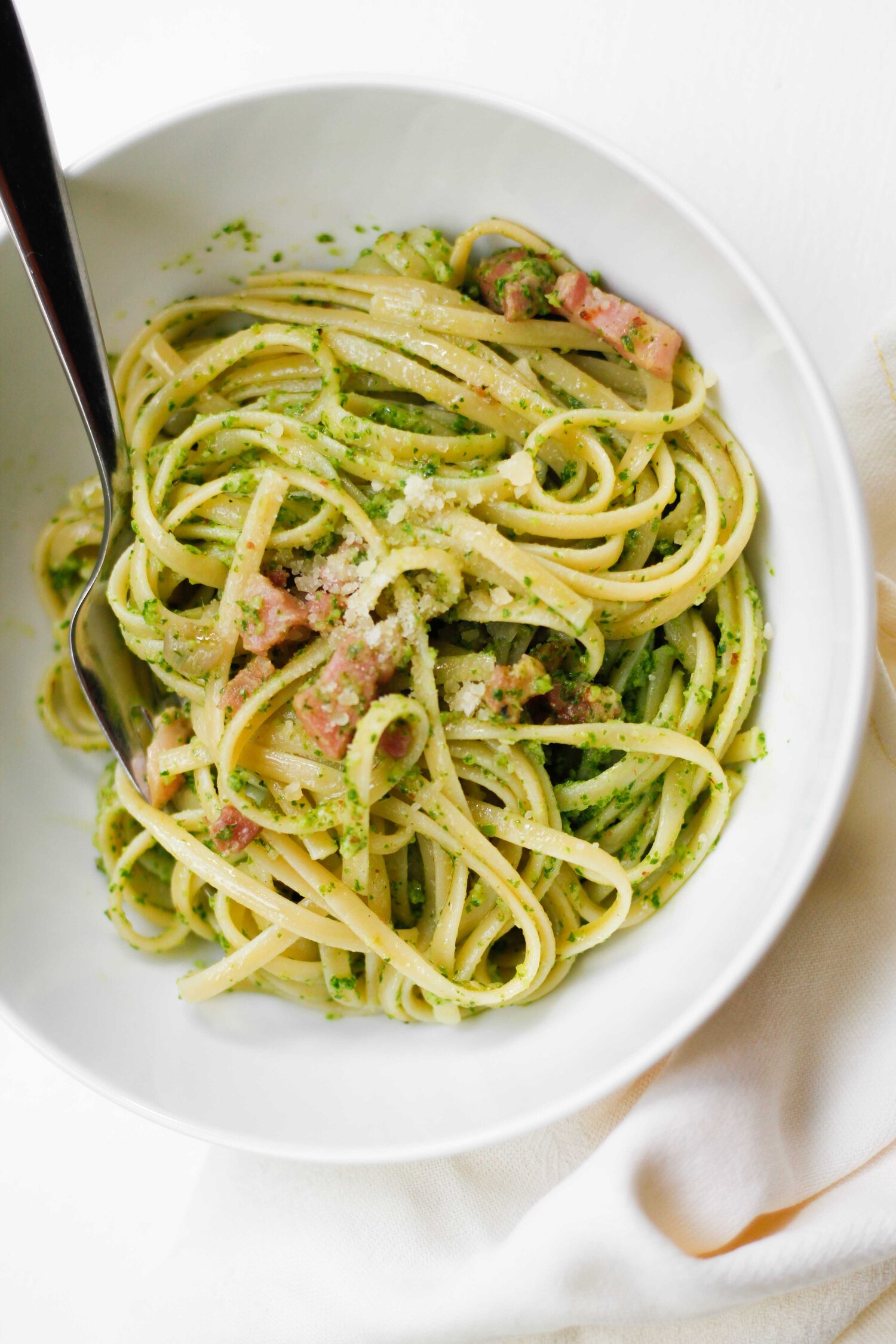 Kale pesto and pancetta pasta