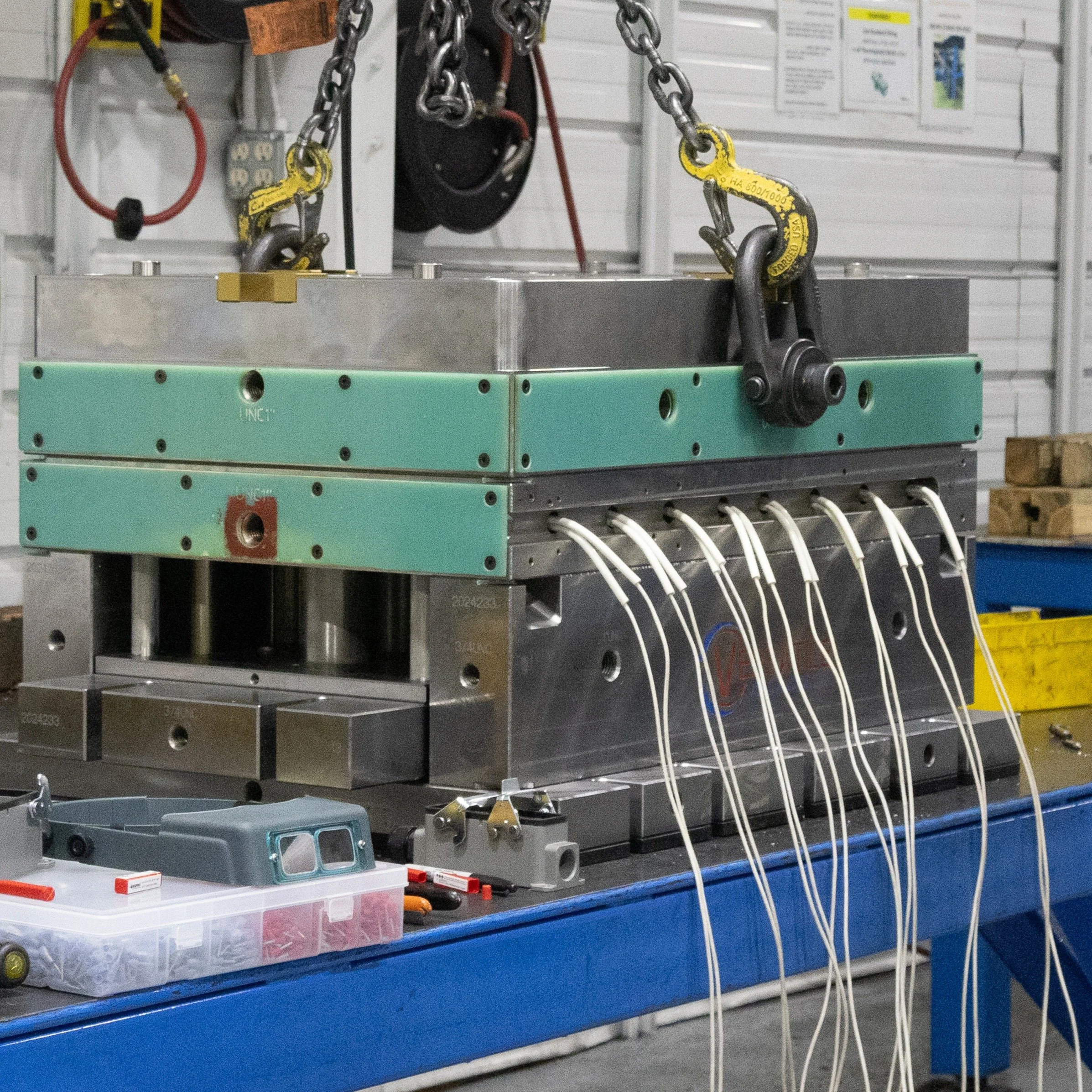 Thermal management components used in precision thermoset mold tooling