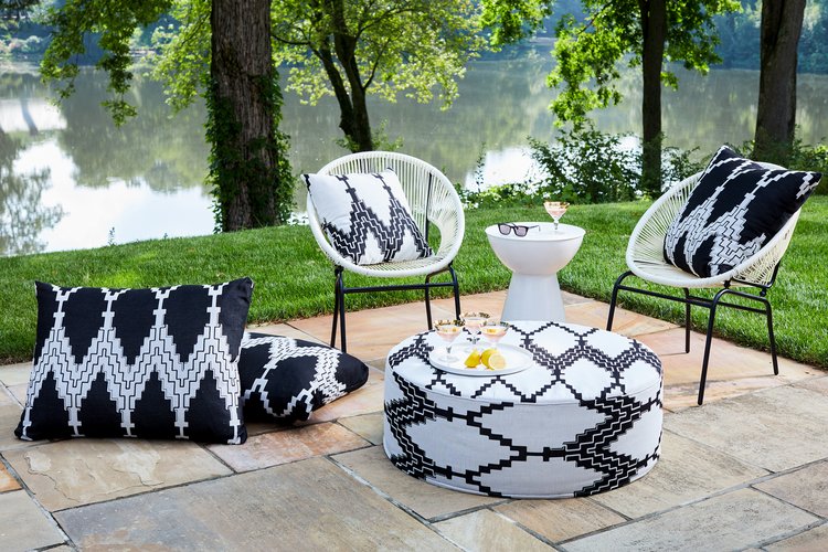 Society of Wonderland Black and White Outdoor Modern Textiles Poolside