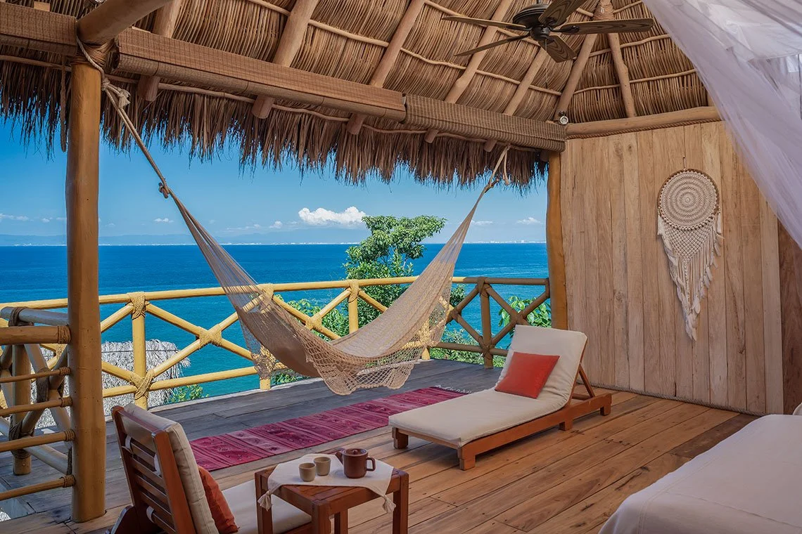 Eco-Chic Suite — open air