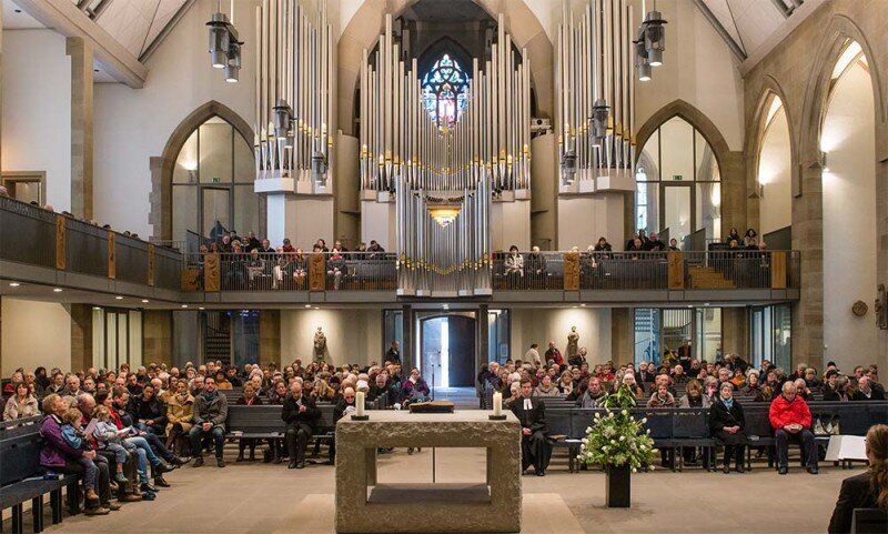 Stuttgart, Stiftskirche: Stunde der Kirchenmusik - Ensemble Nobiles.
