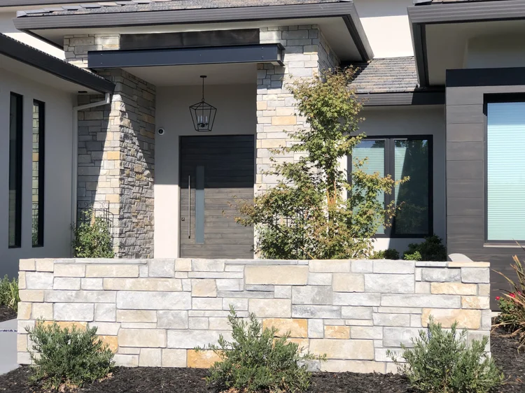 Bellevue Estate veneer on an entry.