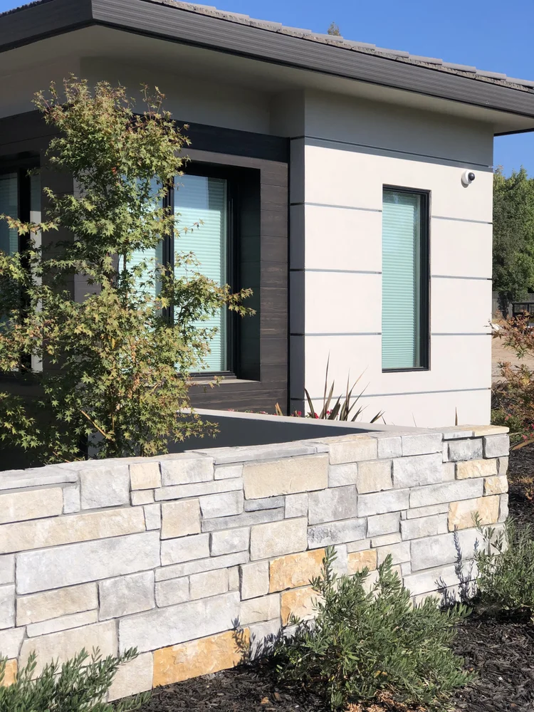 Bellevue Estate veneer on a wall.
