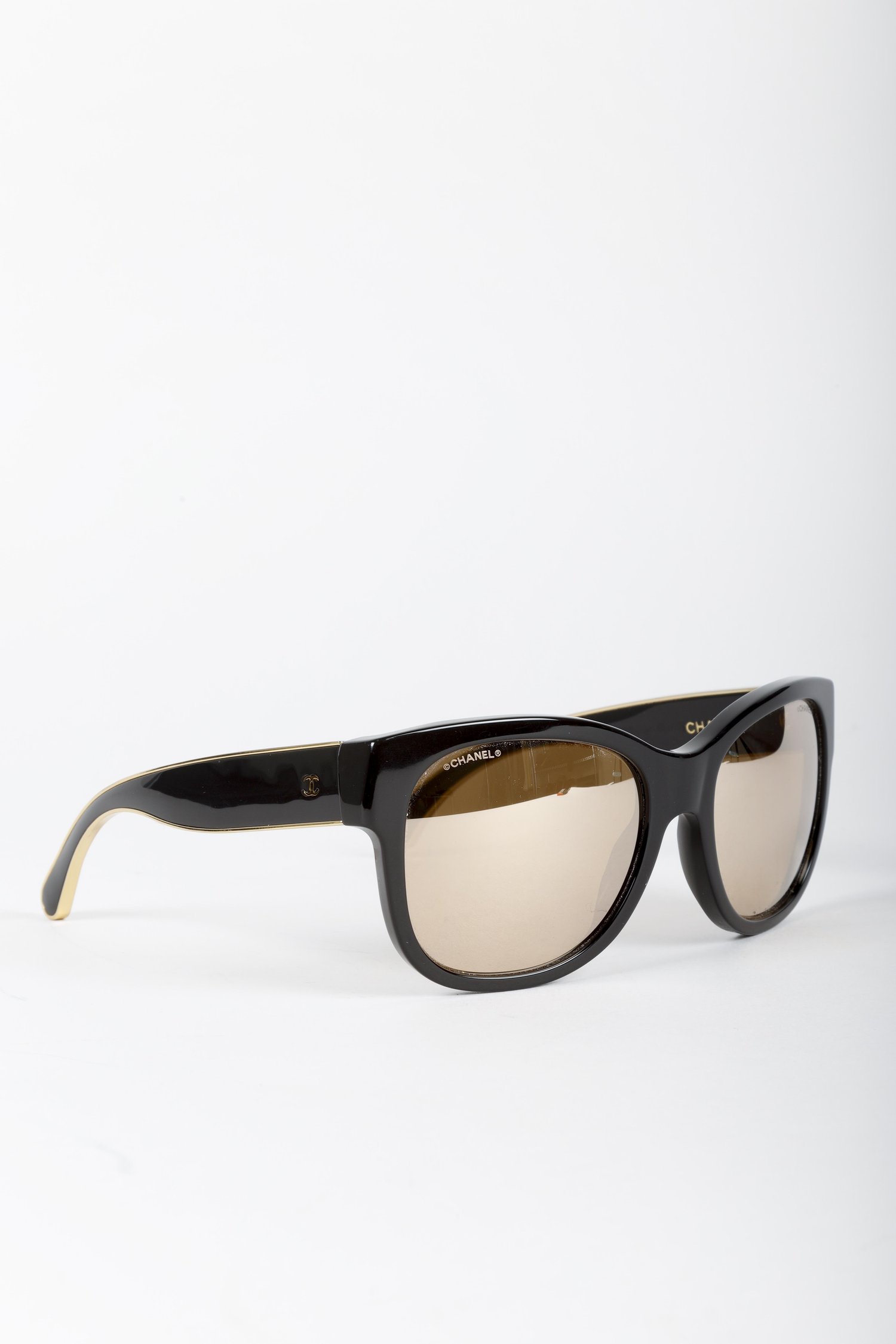 Chanel Interlocking CC Logo Oversize Sunglasses - Black Sunglasses,  Accessories - CHA941179