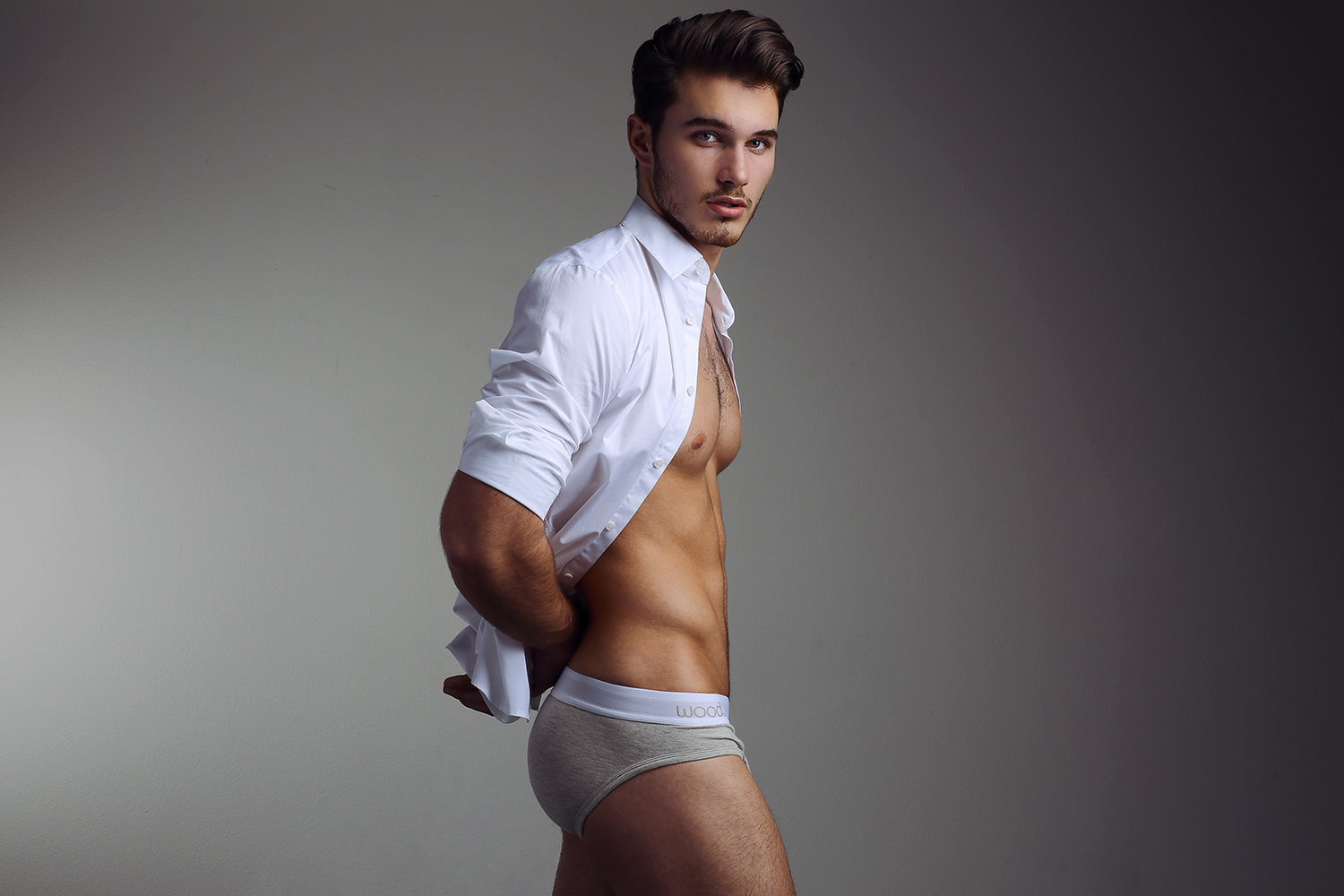 Michael Yerger is signed with LA Models . 