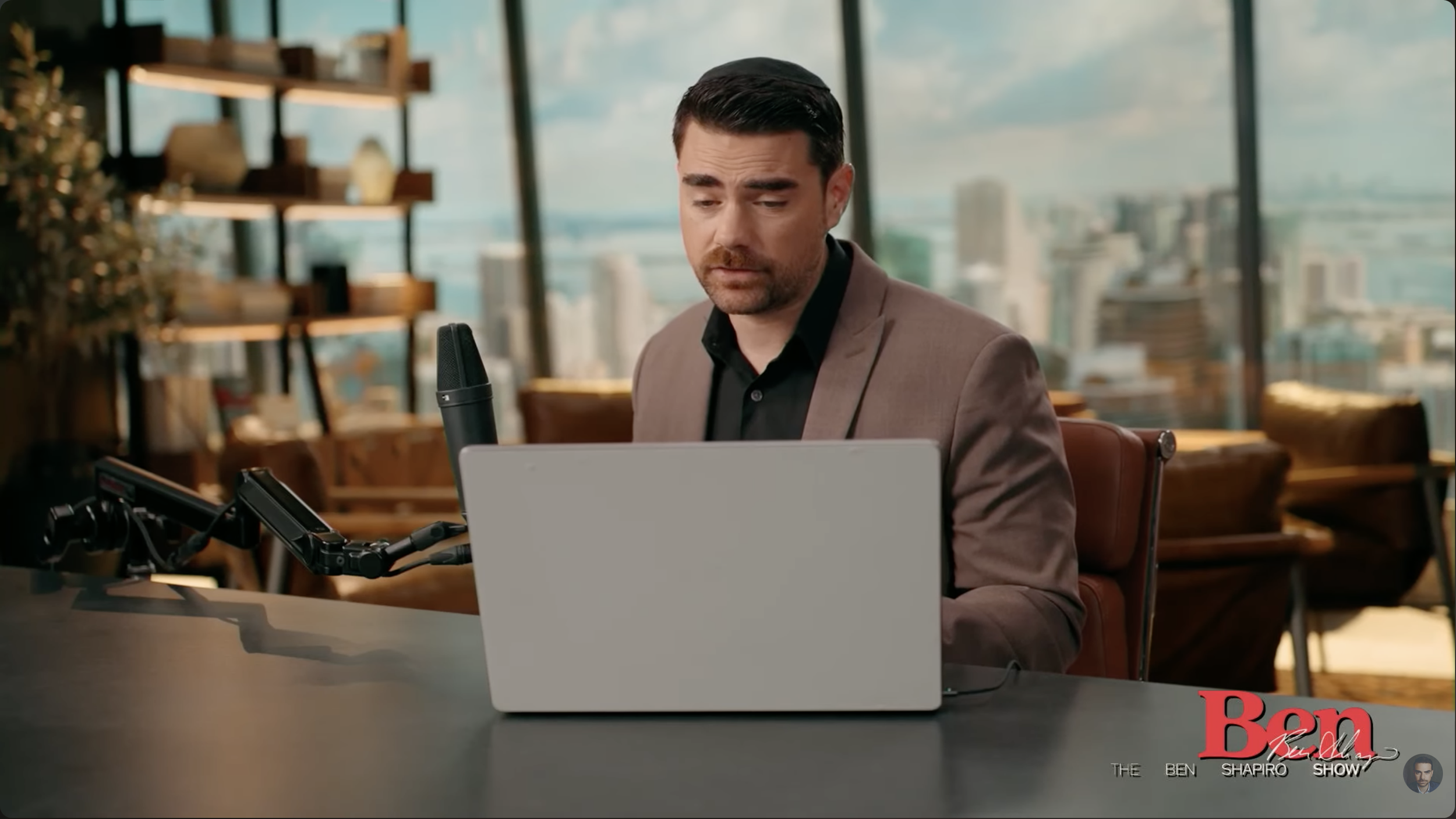 Ben Shapiro Show studio lighting