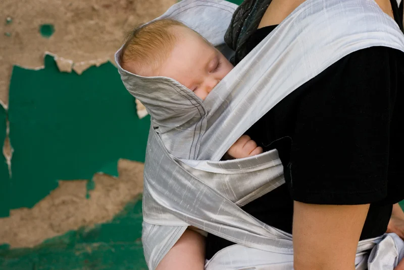 Mei tai asian baby carrier