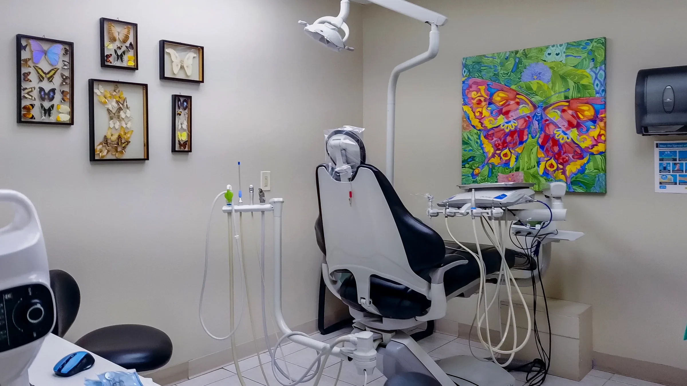GFID dental operatory with butterfly art in Laredo