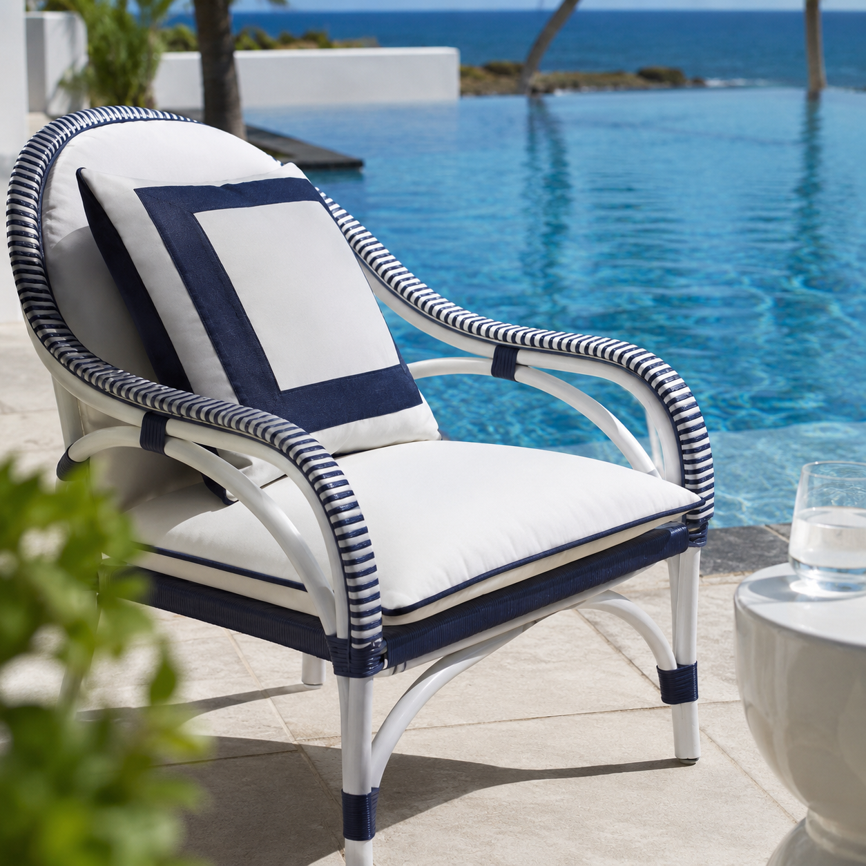 Summer Classics poolside lounge chair