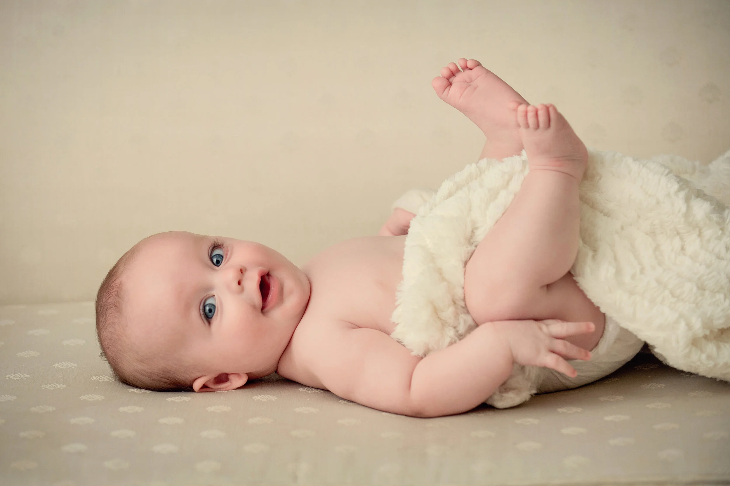 Baby milestone portrait 16 by Matt and Shea Photography in Chattanooga
