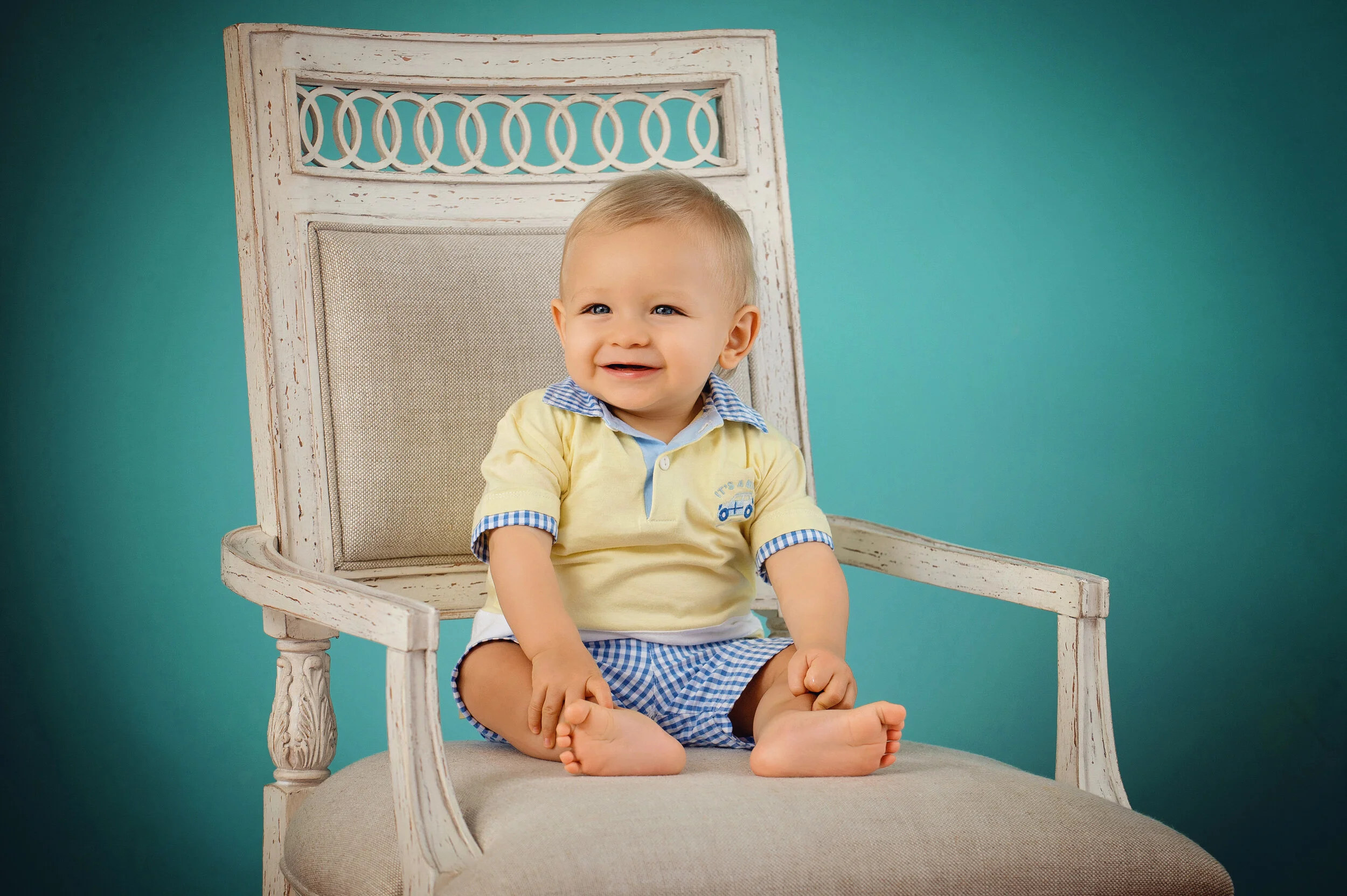 Baby milestone portrait 17 by Matt and Shea Photography in Chattanooga