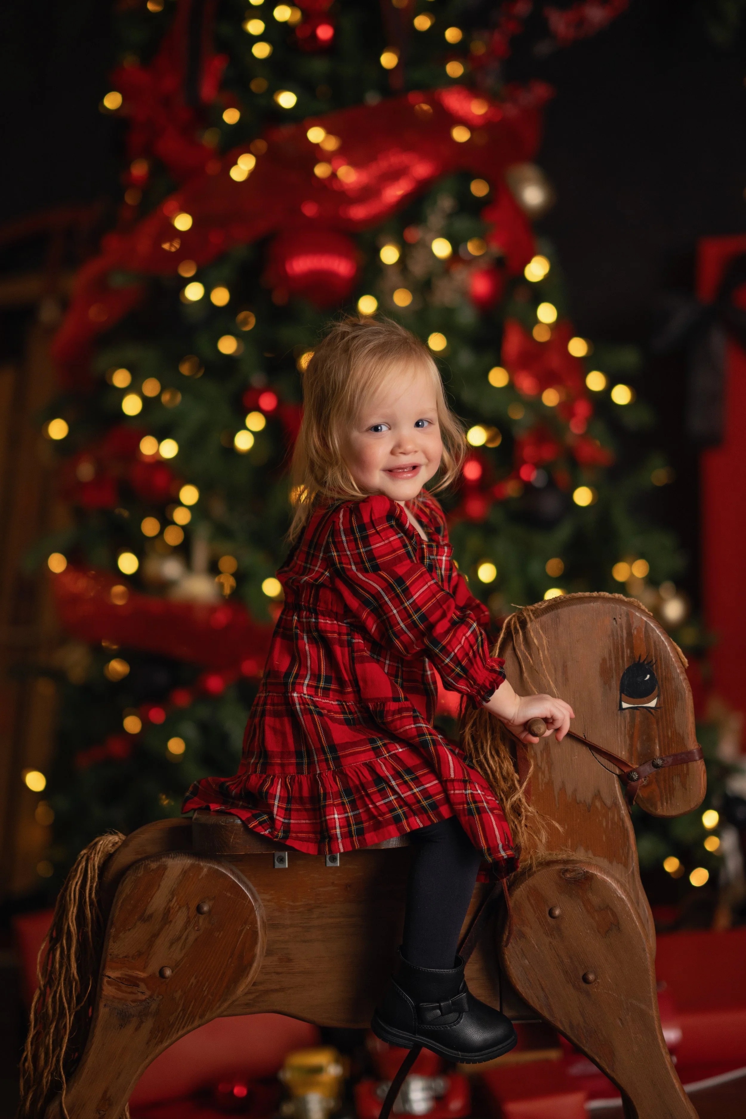 Christmas family and children studio portrait by Matt & Shea Photography